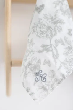 Tartine et Chocolat Augustin le Lapin Doudou imprimé inspiration Toile de Jouy gris| Toile De Jouy Gris|Lapin, Augustin