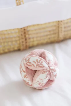 Tartine et Chocolat Balle sensorielle Imprimé inspiration Toile de Jouy rose| Jouets D'Éveil|Ligne Toile De Jouy