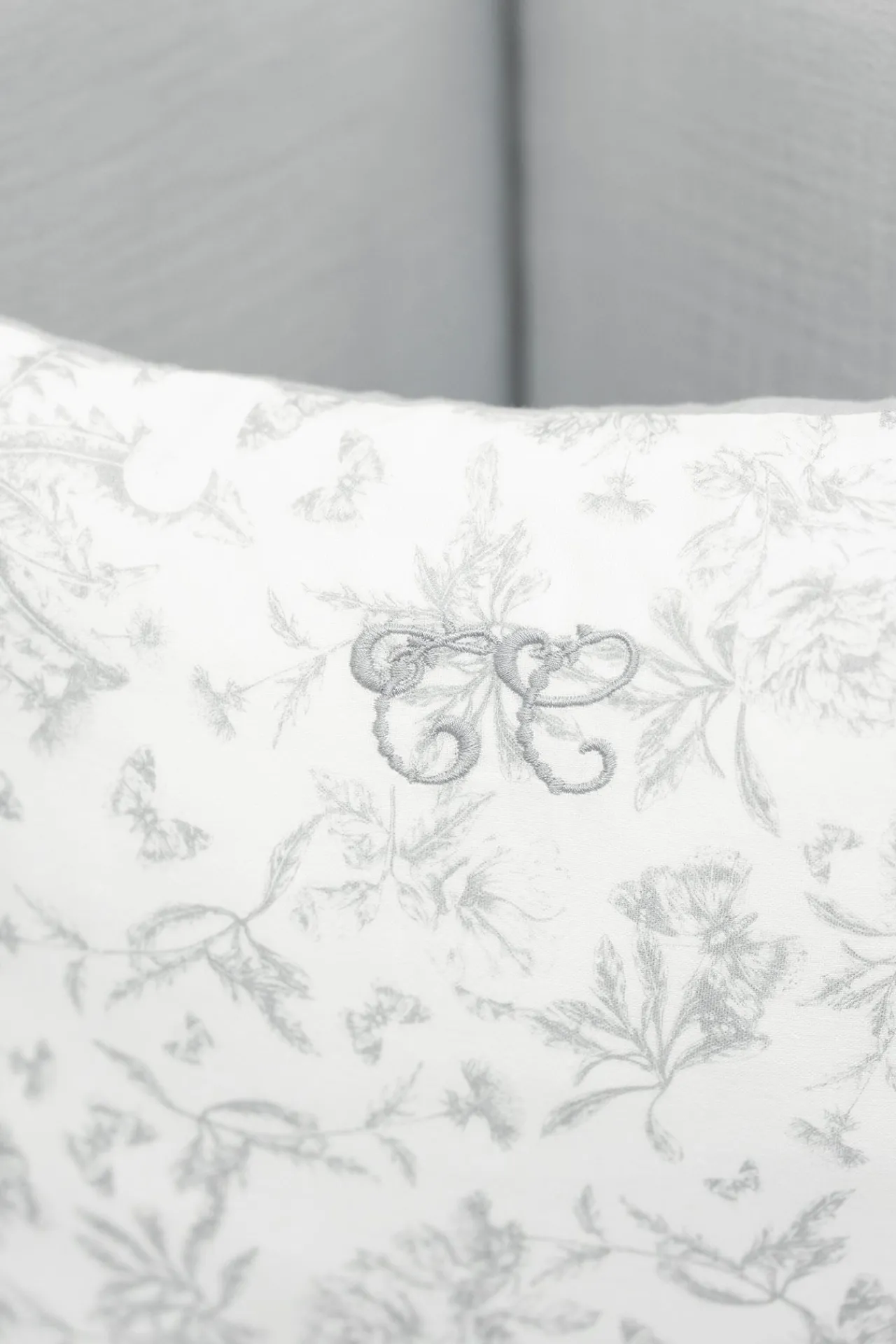 Tartine et Chocolat Coussin réversible Imprimé inspiration toile de jouy gris| Toile De Jouy Gris|Gigoteuses - Linges De Lit
