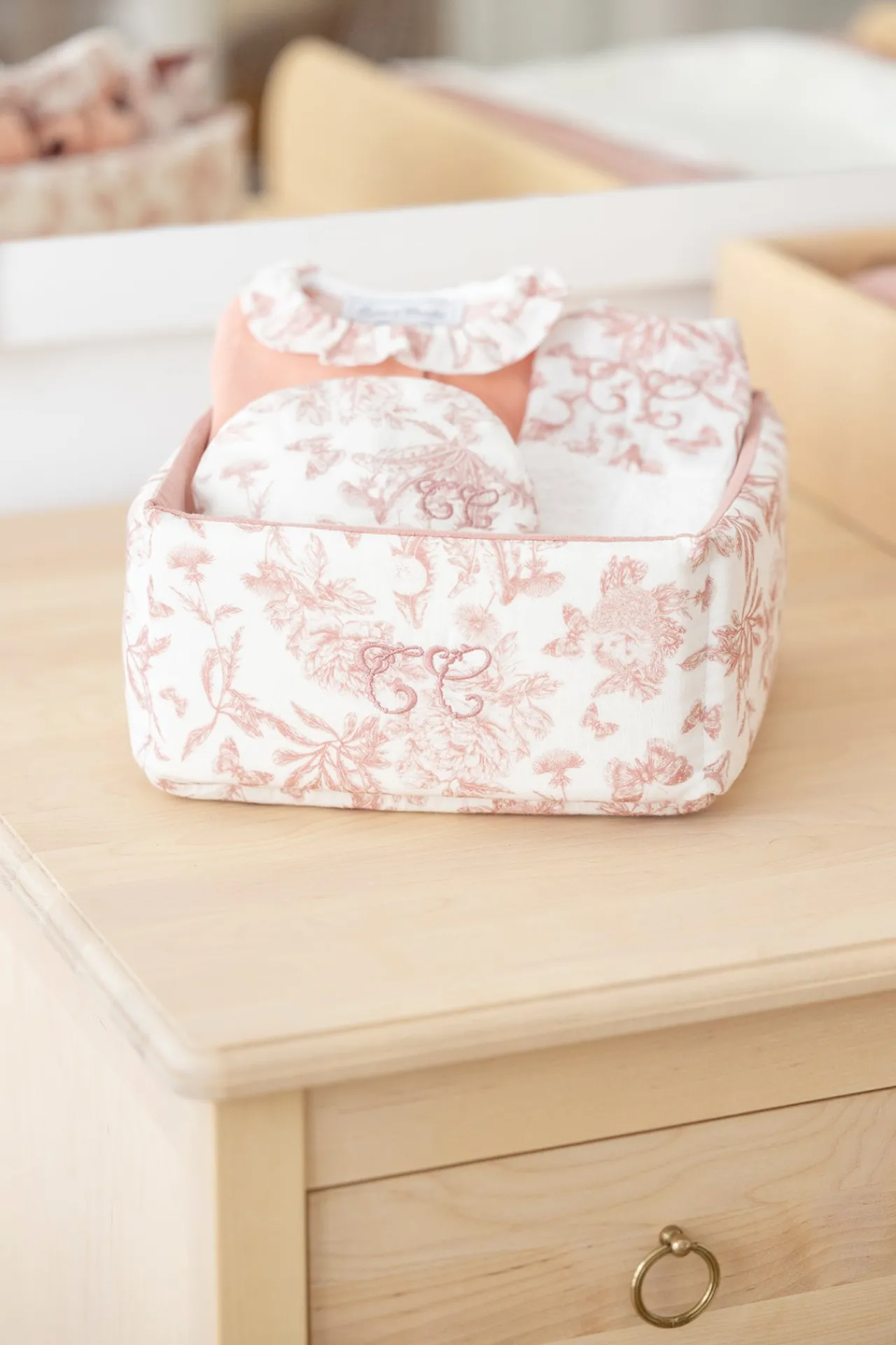Tartine et Chocolat Panière Imprimé inspiration Toile de Jouy rose| Toile De Jouy Rose|Linges - Accessoires De Bain