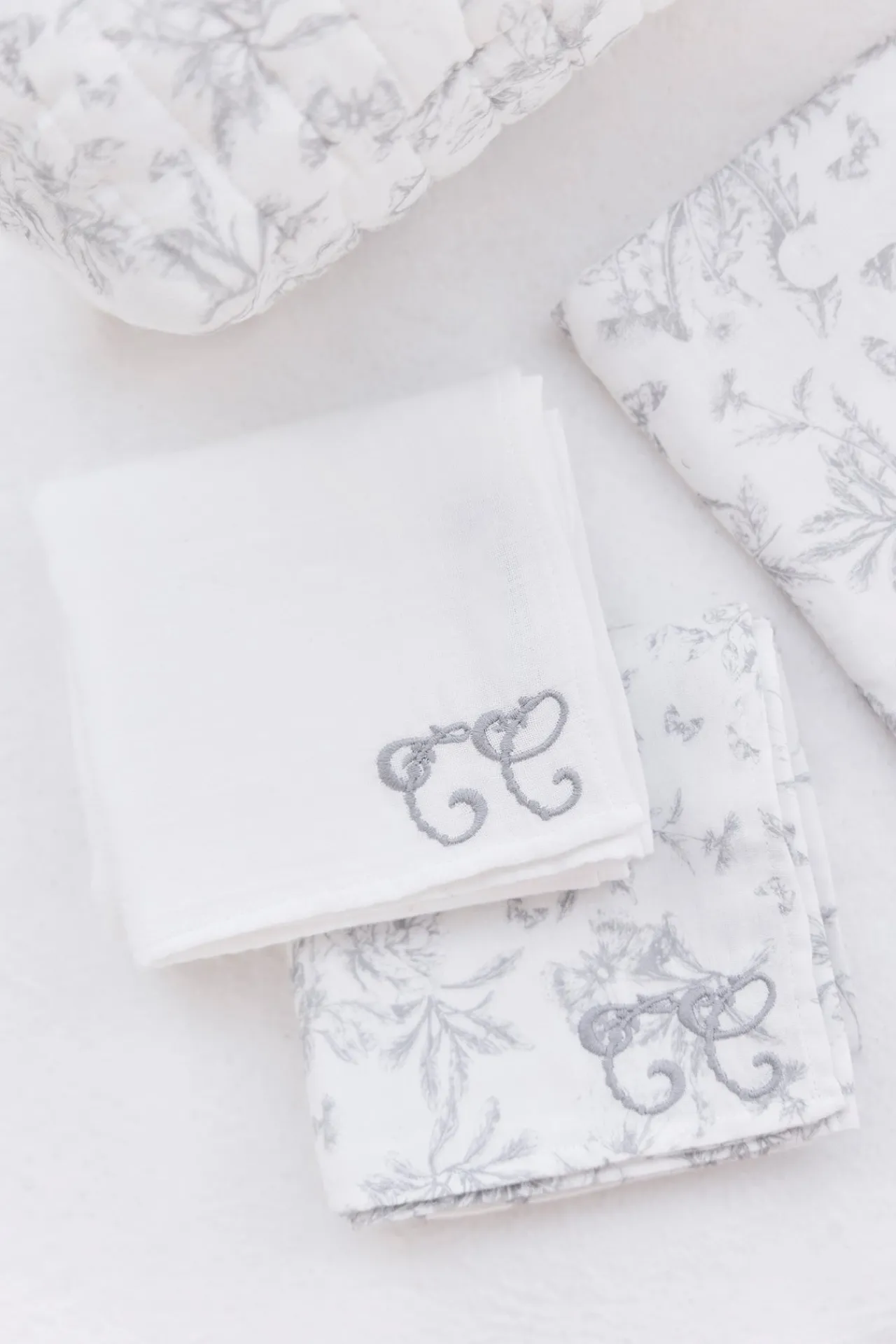 Tartine et Chocolat Set de 2 Langes Imprimé inspiration Toile de Jouy gris| Toile De Jouy Gris|Bavoirs - Accessoires De Repas