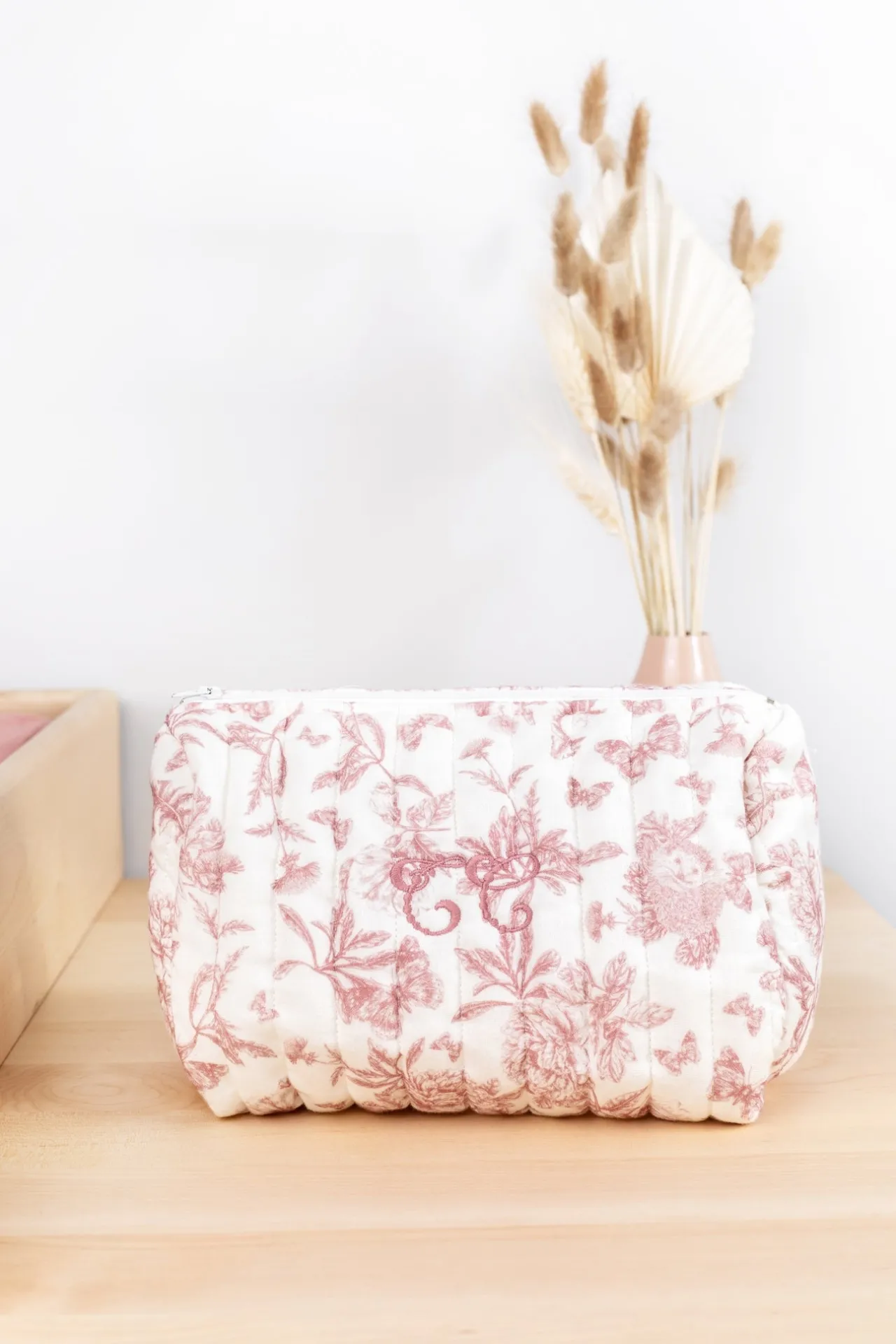 Tartine et Chocolat Trousse de toilette Imprimé inspiration Toile de Jouy rose| Toile De Jouy Rose|Linges - Accessoires De Bain